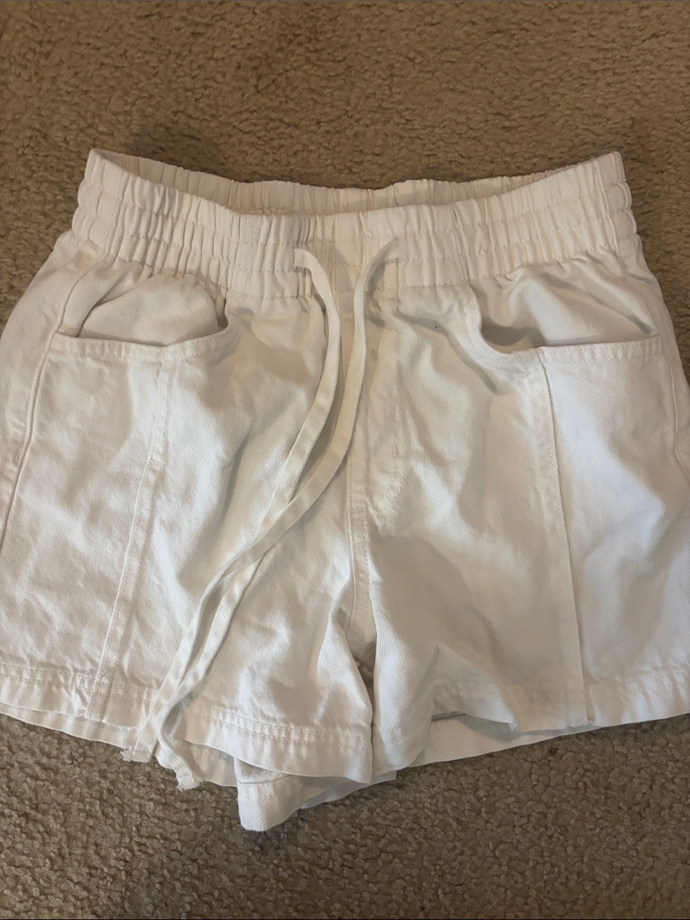 Universal Thread White Elastic Waist Athletic Shorts